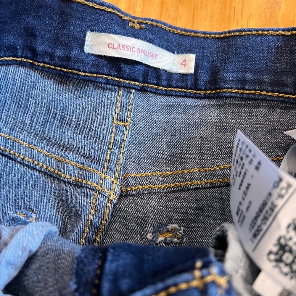 Levis Classic Straight Leg Jeans Womens Size 4 Dark Indigo Blue Stretch A3 - Picture 4 of 8